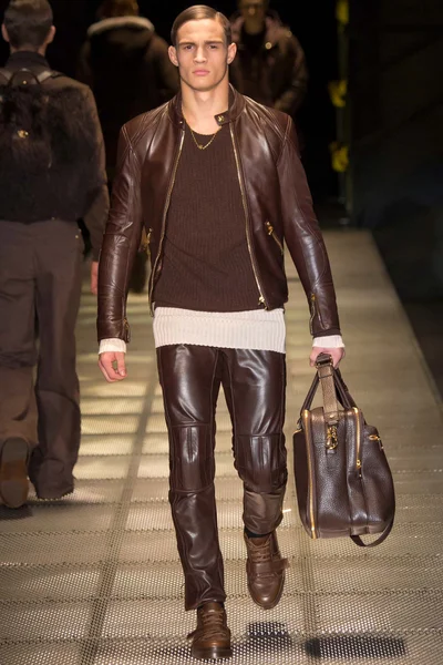 Look 42